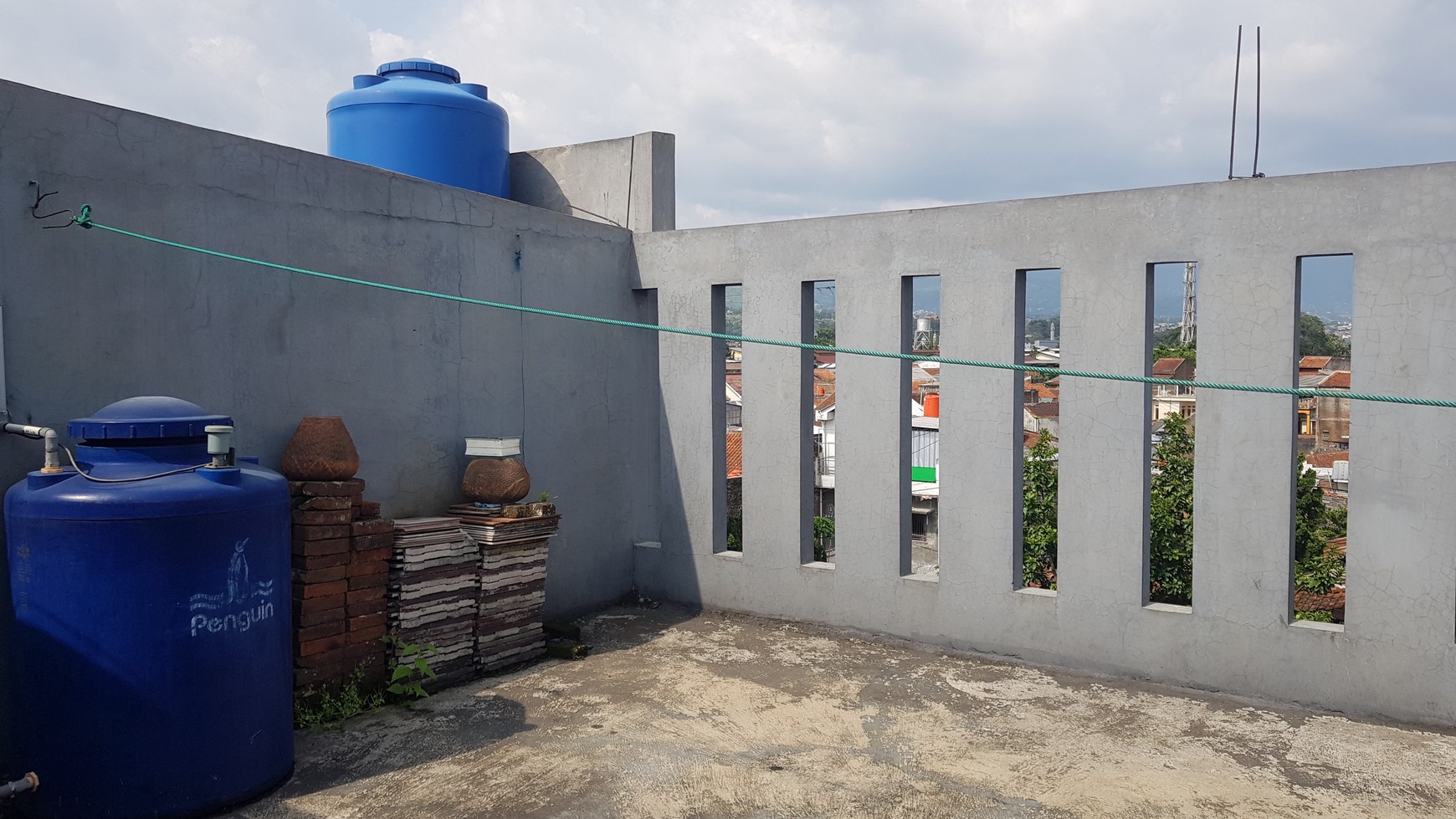 Reposisi Harga! Rumah Nyaman di Puri Tirta Kencana Ahmad Yani Cicaheum