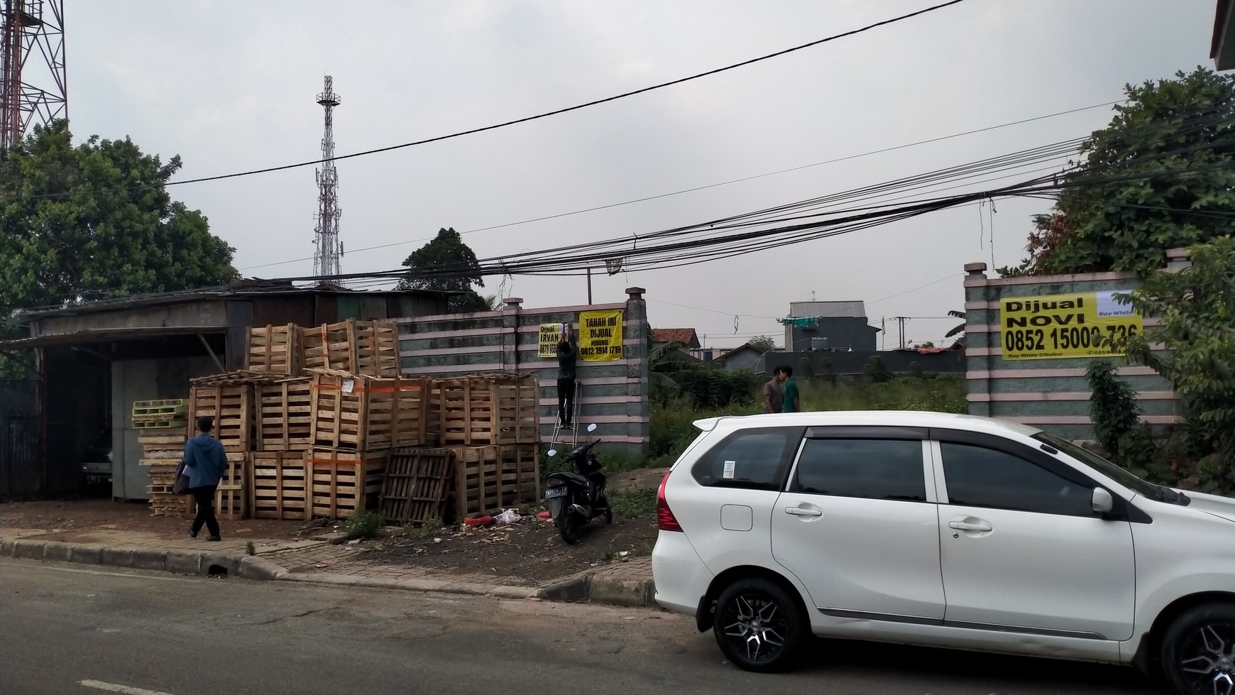 Tanah Pinggir Jalan Raya Samping Fly Over Cileungsi, Lokasi Sangat Strategis, Harga NEGO