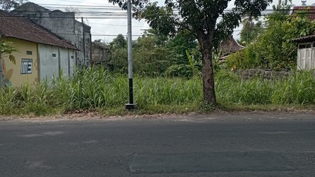 Tanah 1.100 Meter Persegi Di Jl Parangtritis Jogja Cocok Untuk Gudang/Usaha