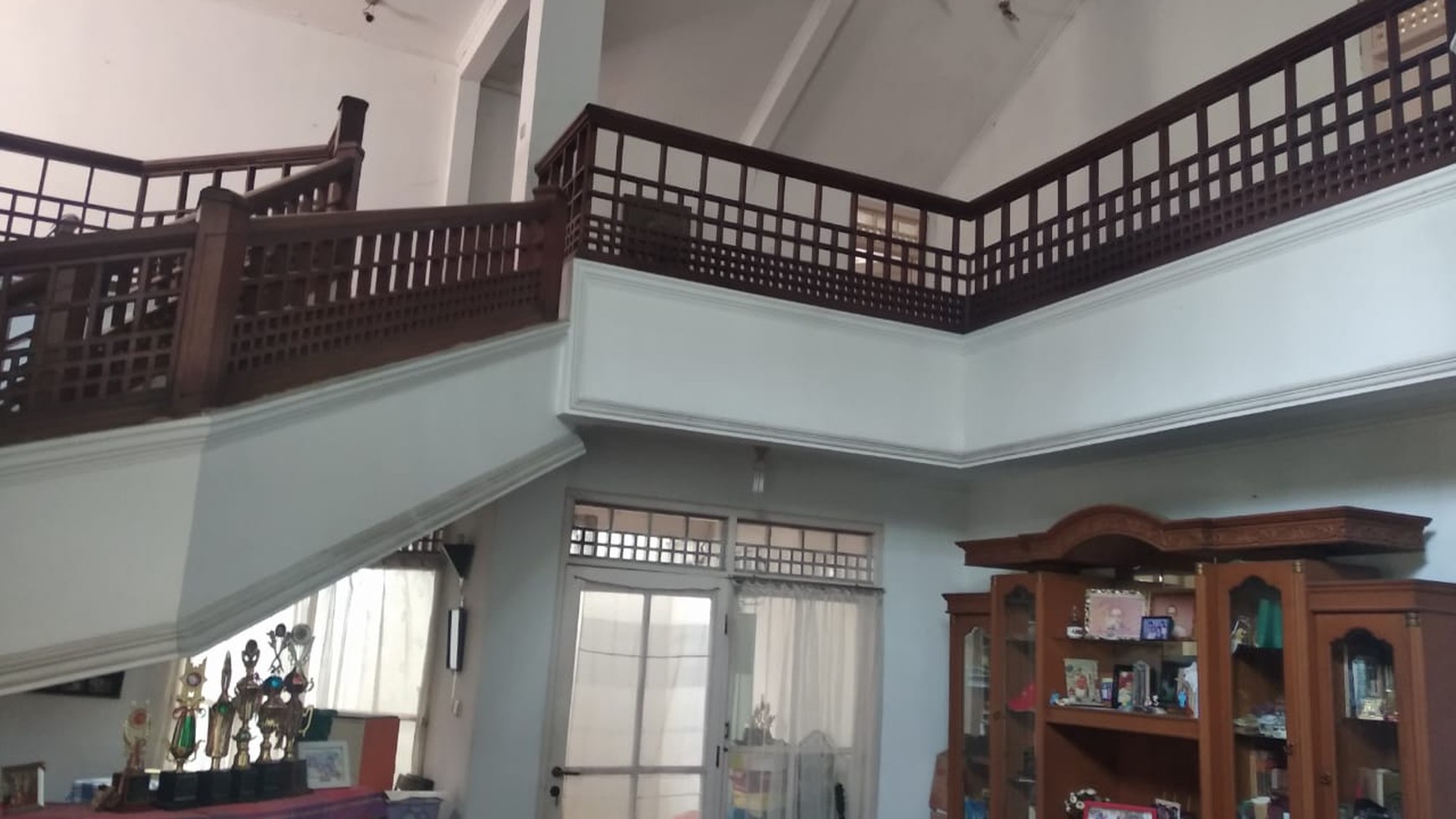 Rumah luas hitung tanah lokasi prime cilandak barat, jaksel