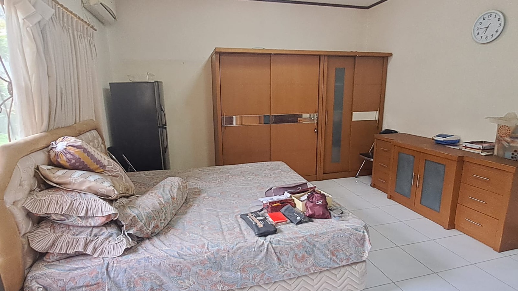 Rumah Hook Siap Huni dengan Bangunan Kokoh dan Asri @Bintaro