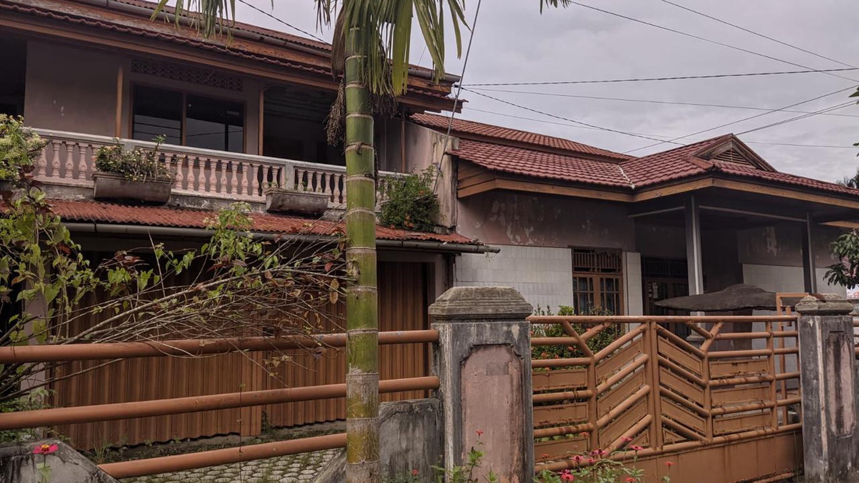 Rumah dengan Lingkungan Asri dan Strategis @Paripuk Tabing, Koto Tangah
