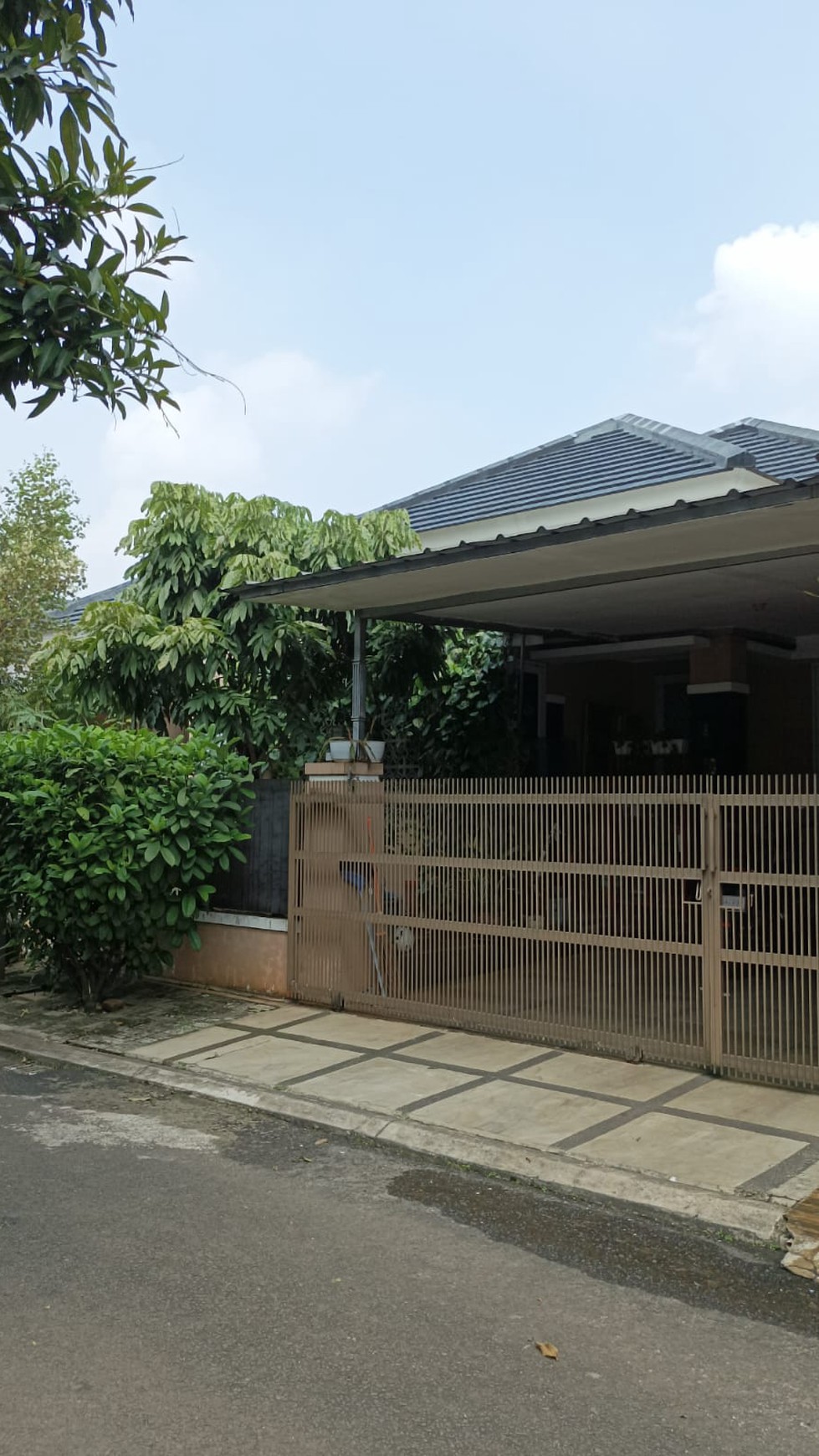 Rumah Cantik dan Rapih Siap Huni Di Sakura Regency Bojongkulur