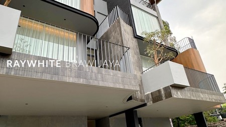 Brand New Townhouse Modern Design With Rooftop Area Kemang