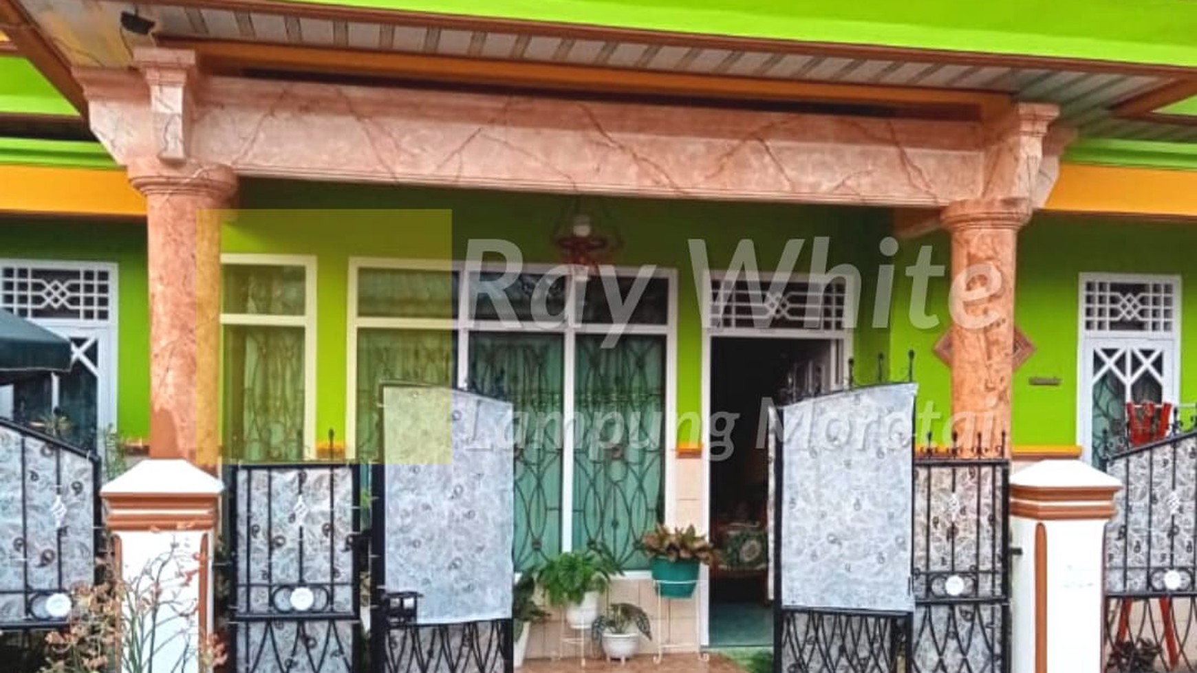 Dijual rumah di perum permata biru sukarame