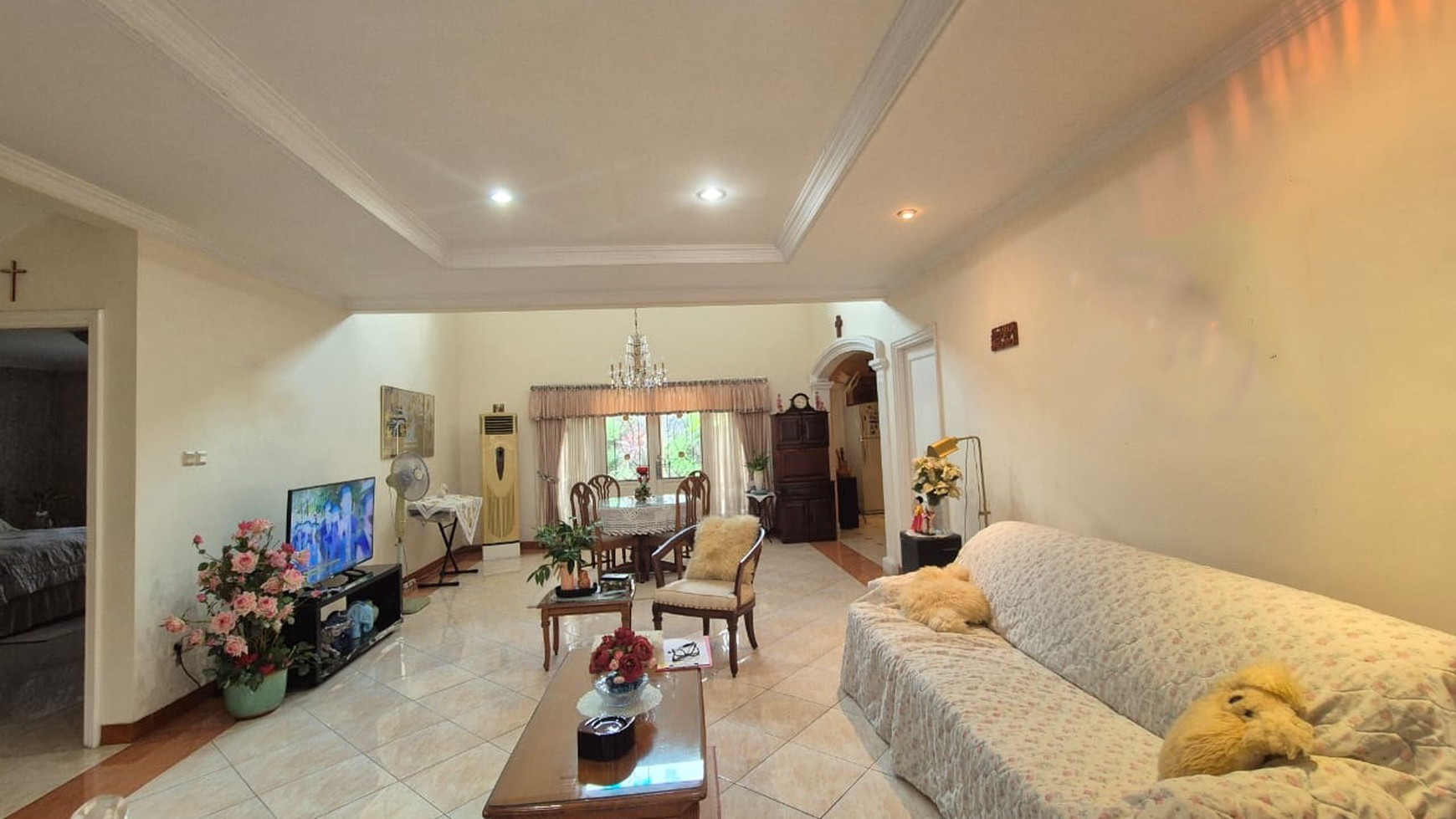 Rumah Hitung Tanah Area Cipete