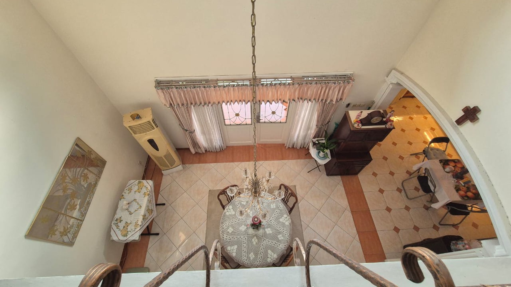 Rumah Hitung Tanah Area Cipete