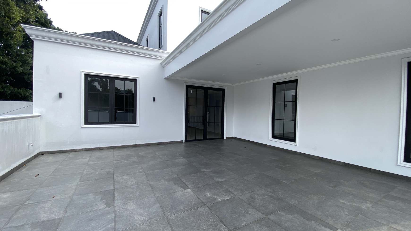 Rumah Hitung Tanah Area Cipete