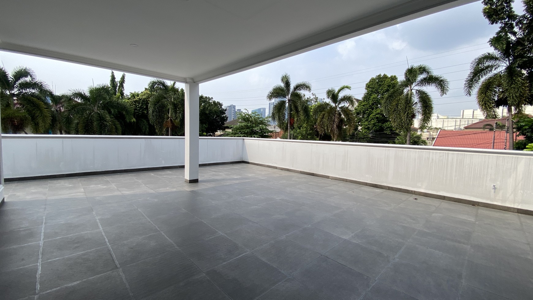 Rumah Hitung Tanah Area Cipete