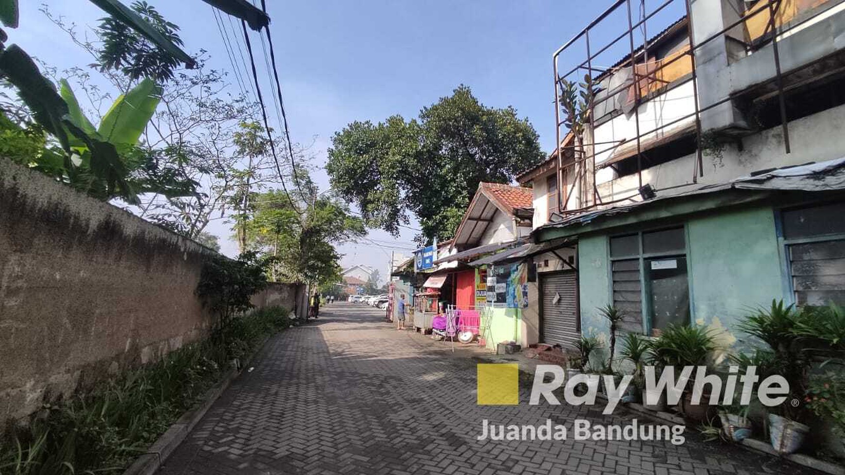 Amazing ! Rumah+Ruko Luas Berdekatan dengan Sekolah Trimulia dan RS Hermina Pasteur Cocok untuk Segala Usaha