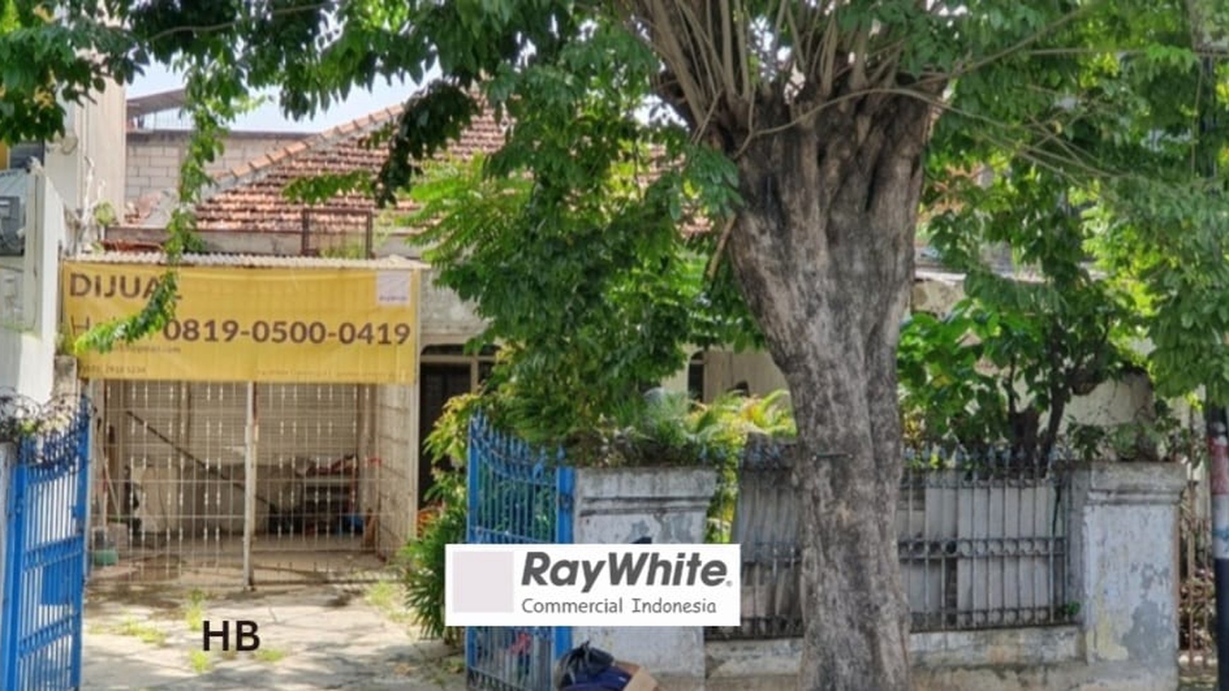 Dijual cepat rumah tua , hitung tanah saja, di jalan ciledug raya, pesanggrahan, Jakarta Selatan