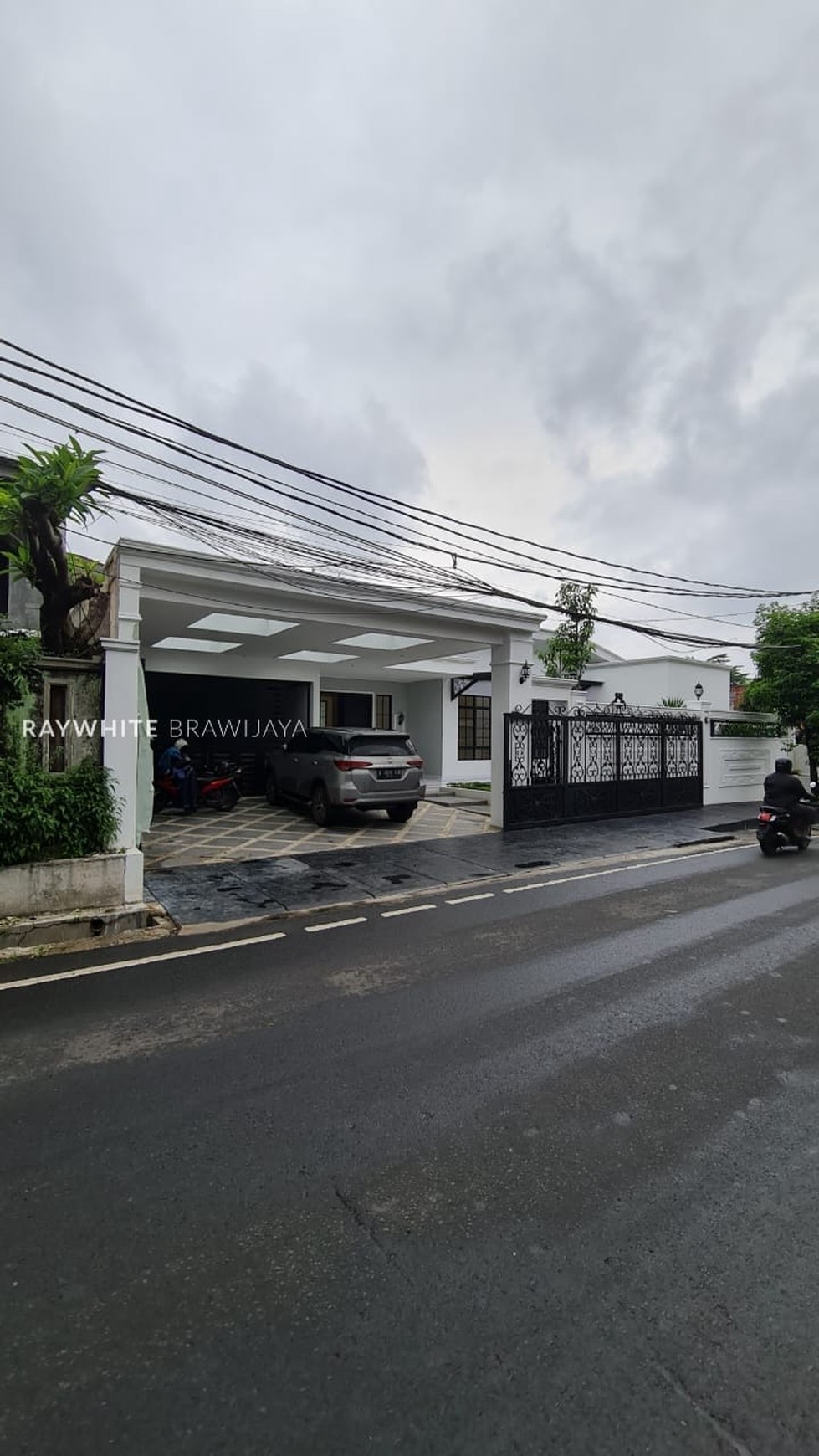 Rumah Baru Siap Huni Lingkungan Tenang Area Cilandak