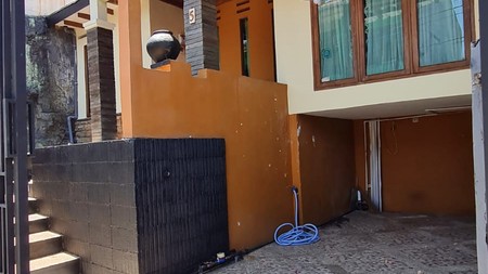 Rumah Asri Semi Furnished di Sayap Turangga Bandung