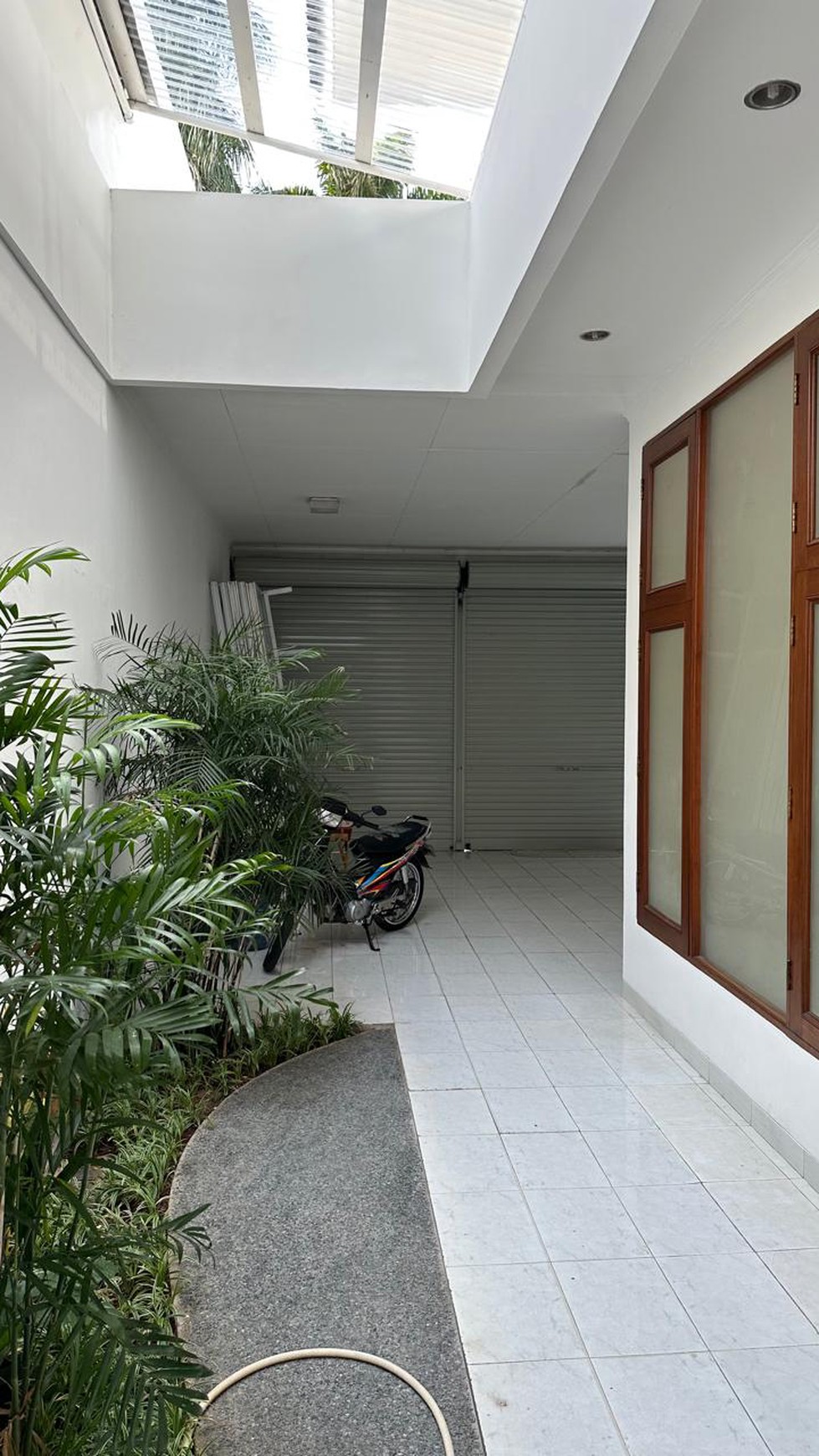 Rumah Asri dan mewah  Permata Hijau - Jakarta Selatan