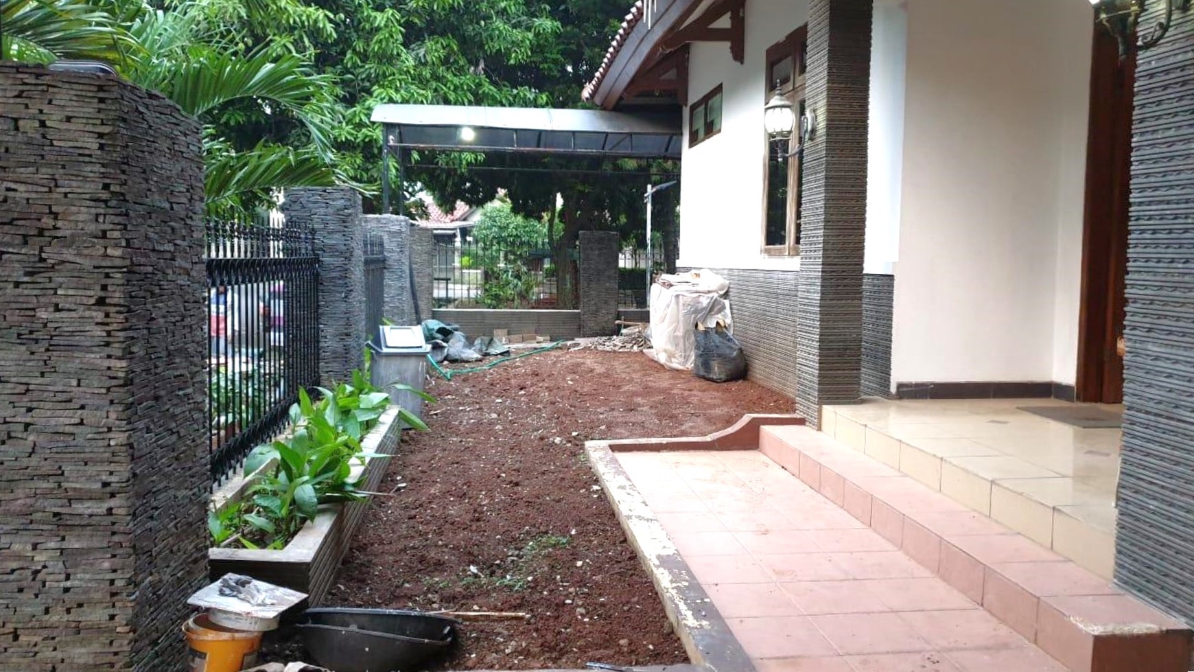 Rumah Hitung Tanah Area Cipete