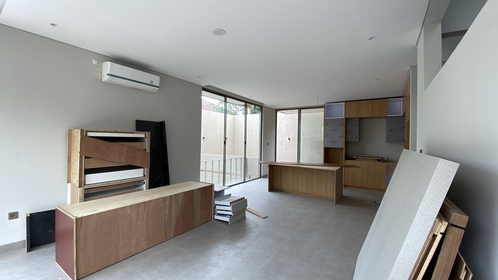 Rumah Hitung Tanah Area Cipete