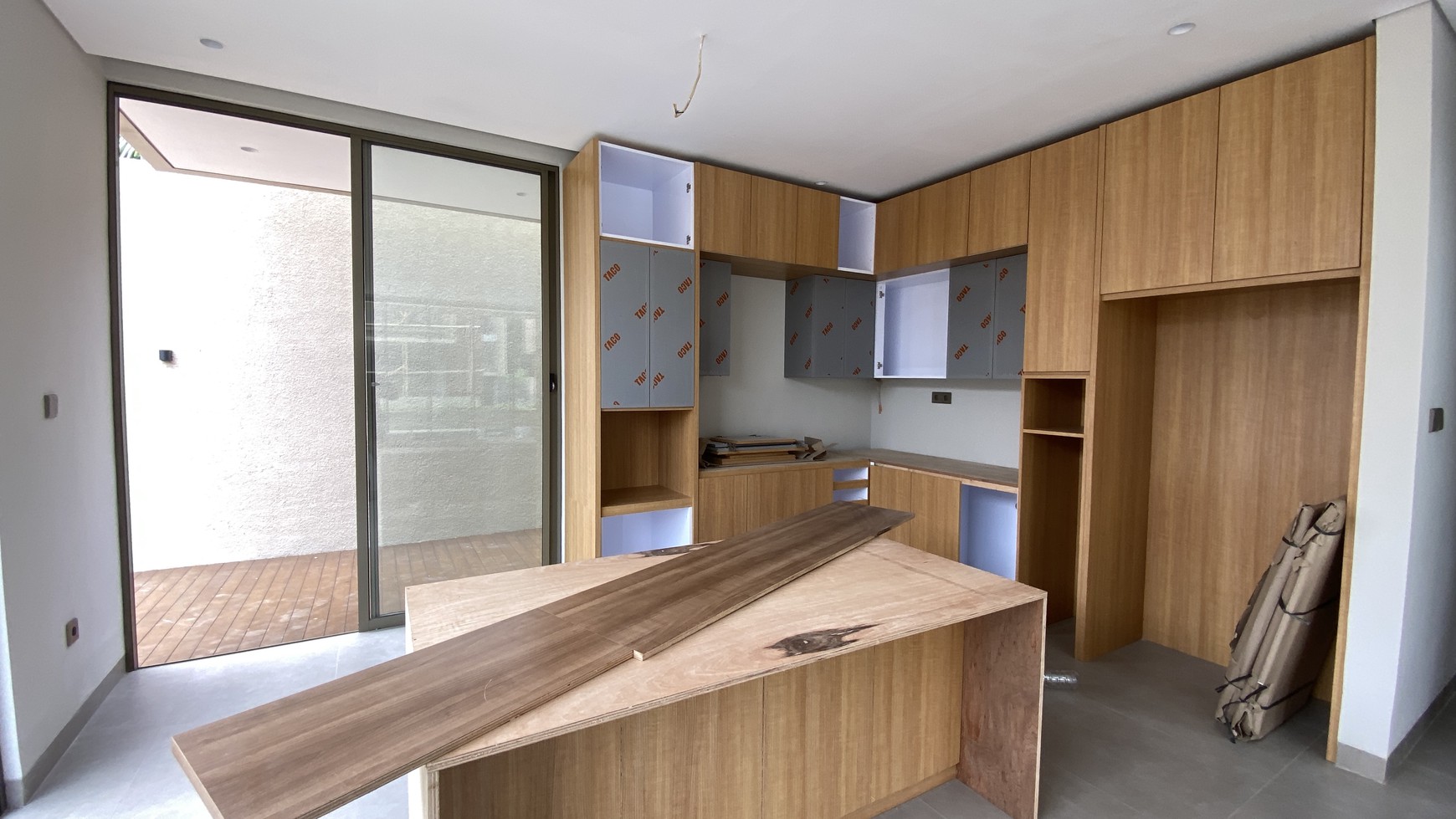 Rumah Hitung Tanah Area Cipete