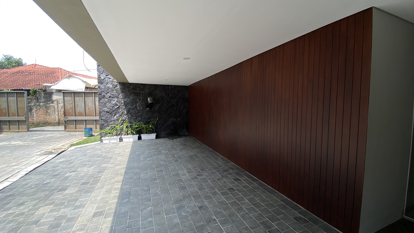 Rumah Hitung Tanah Area Cipete