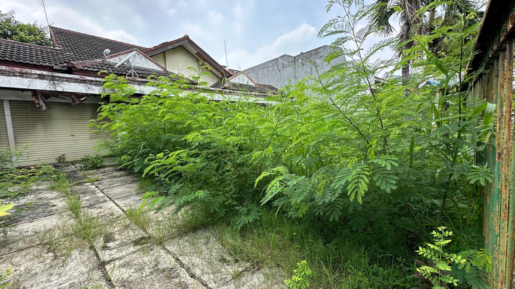 Rumah Hitung Tanah Area Cipete