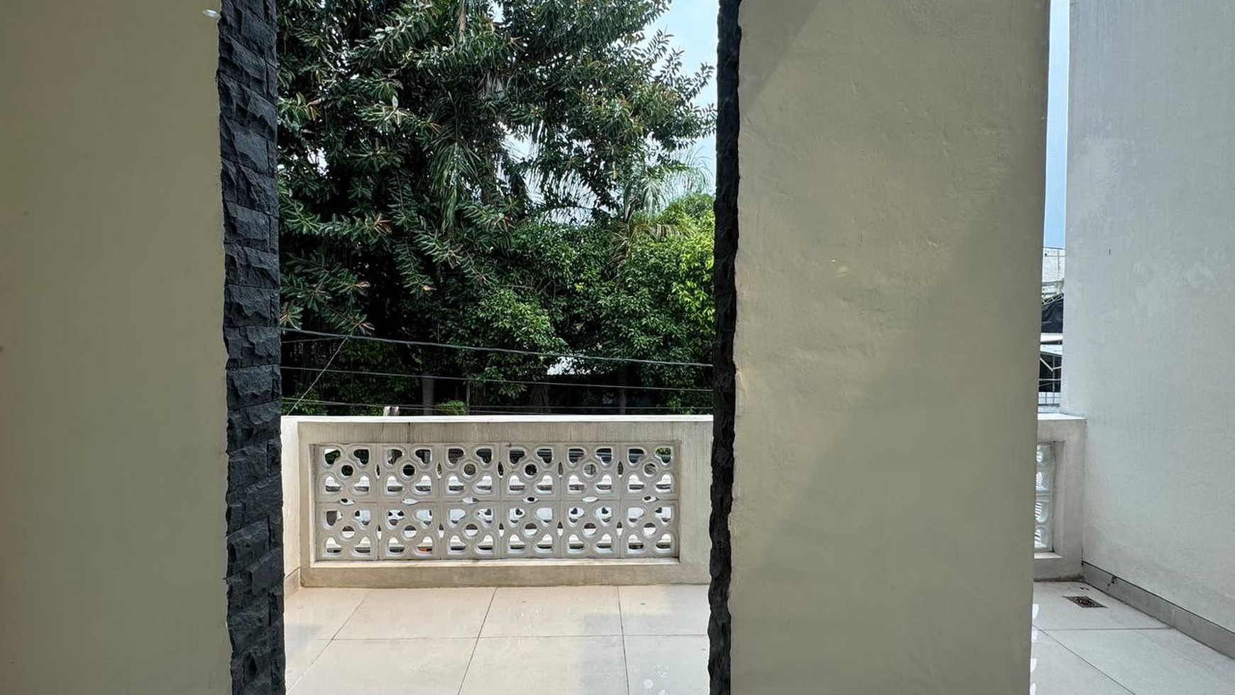 Rumah Hitung Tanah Area Cipete