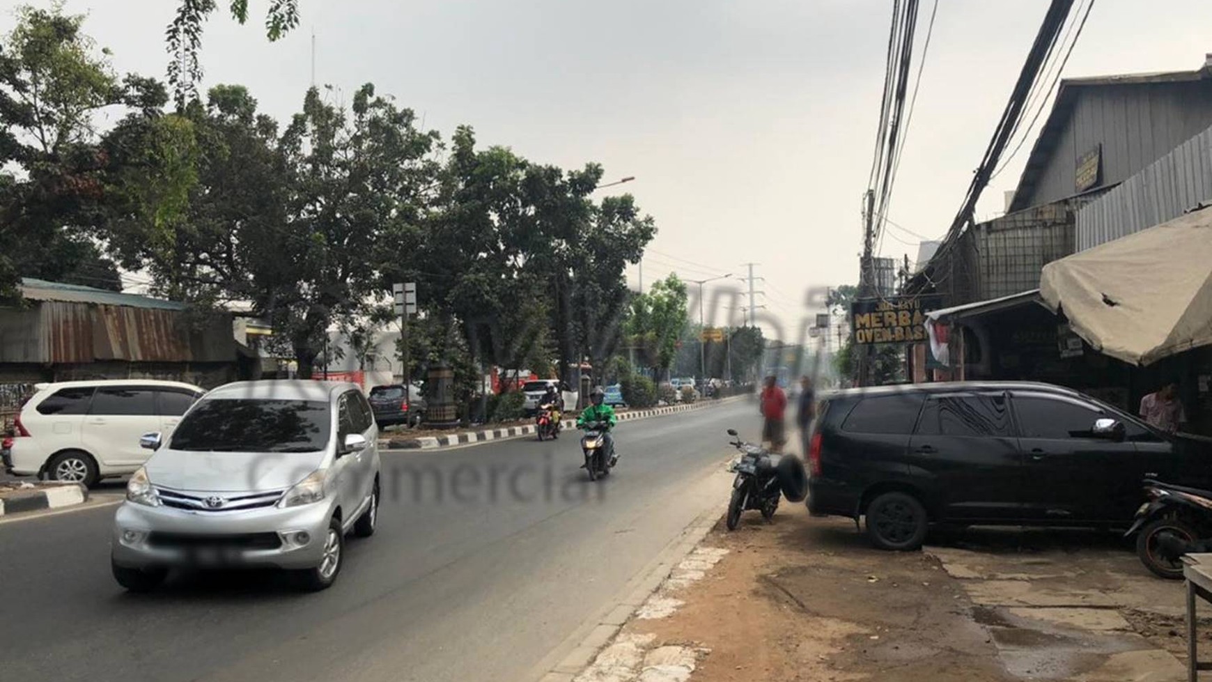 Gudang Jl. Raya Bekasi Cakung d/h Pulo Gadung Luas Tanah 1689m2 Jakarta