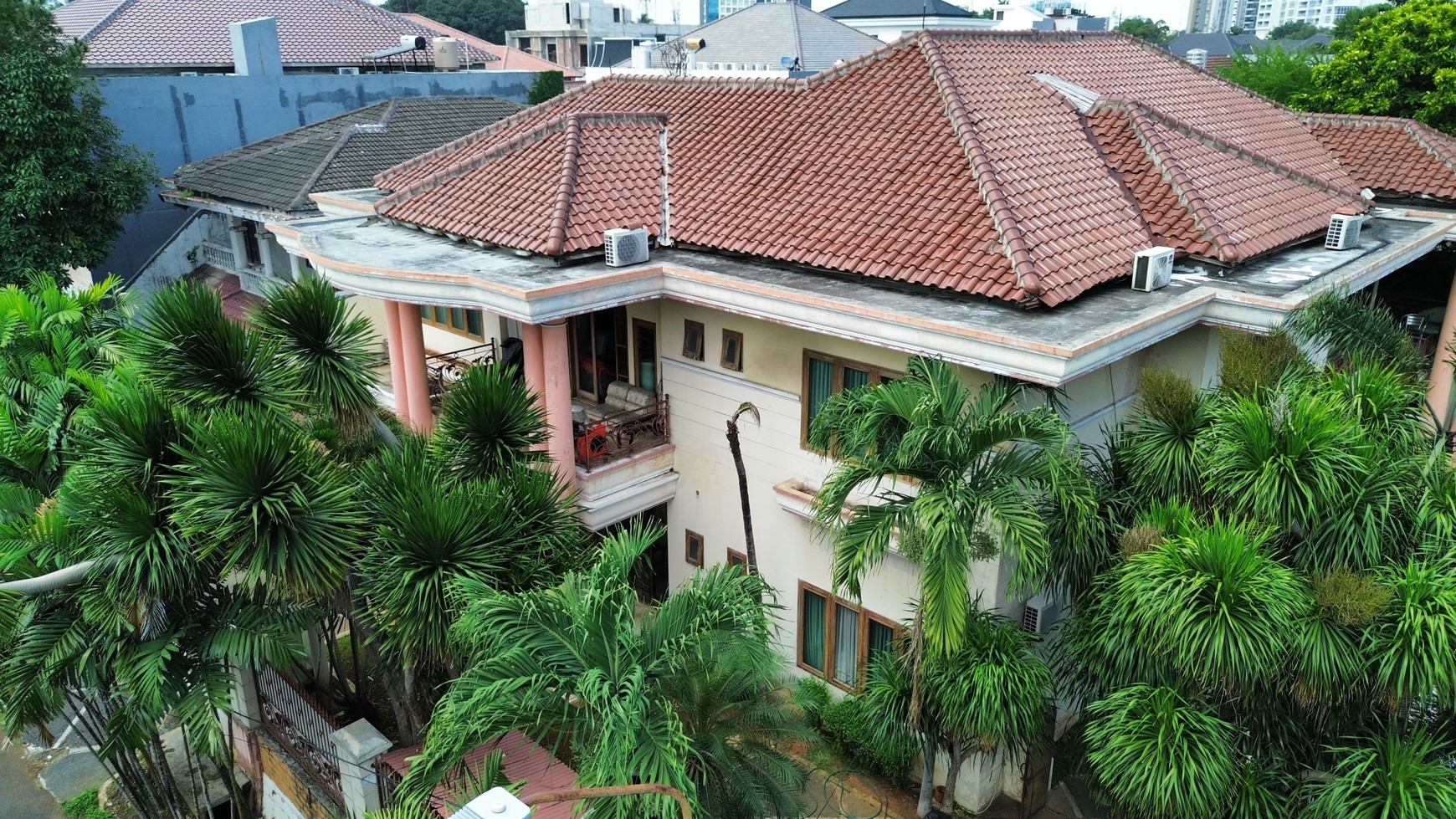 Rumah Mewah di Jl.Mirah Hati,Jakarta Selatan