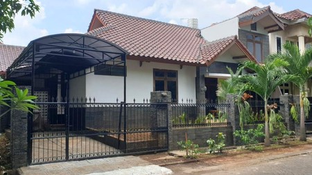 Rumah Rapi Siap Huni Perumahan Raffles Hills Cibubur