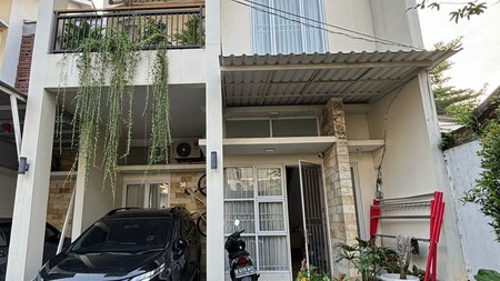 Rumah di Tria Adara Residence, 1M an kondisi siap huni di Ciputat