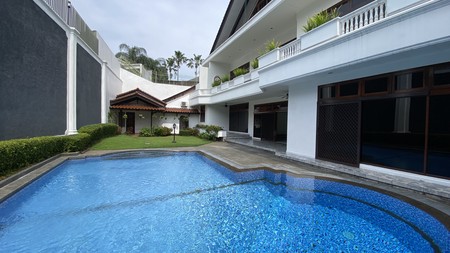 Big and beautiful house at pondok indah near to JIS