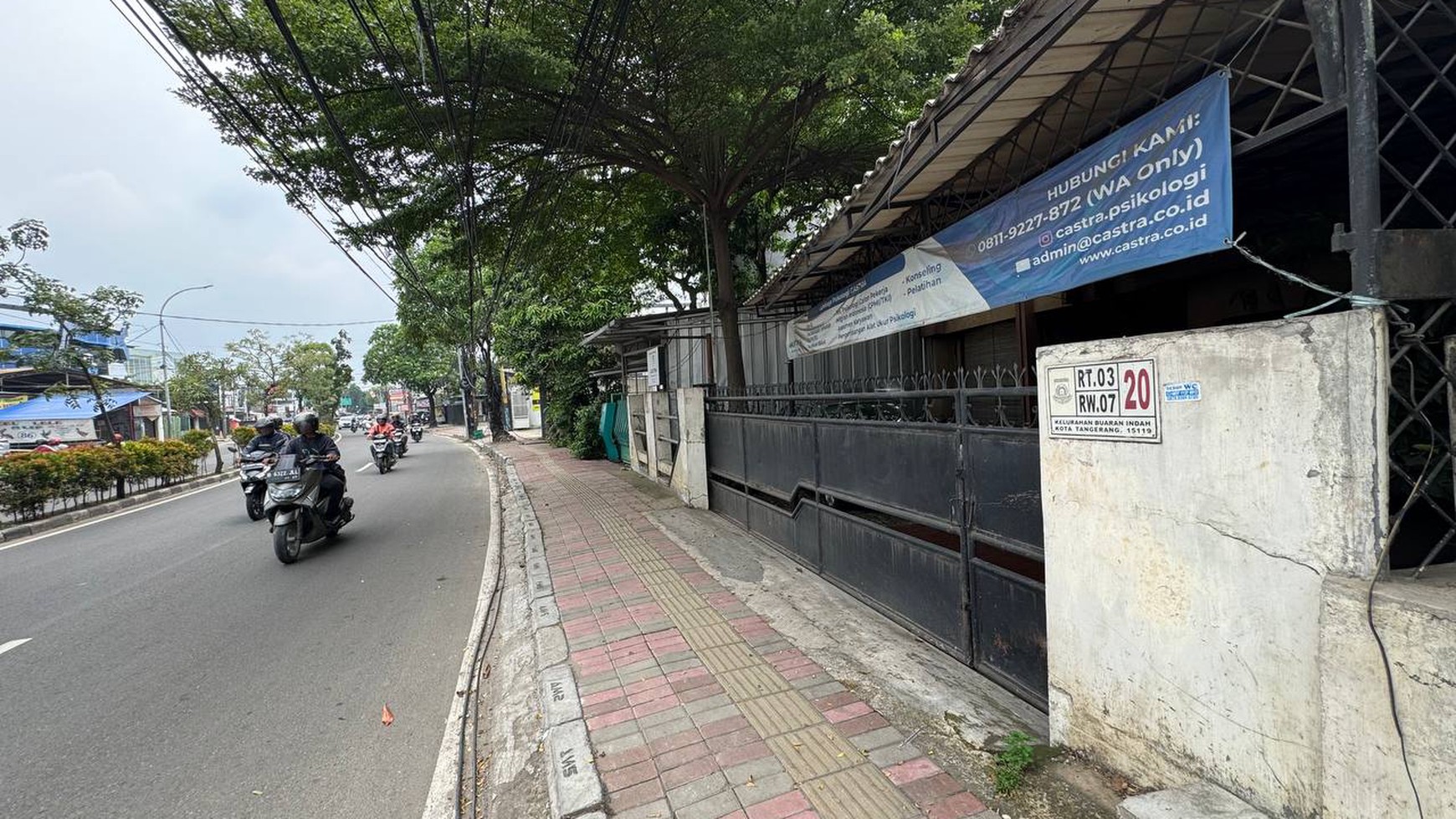 Cipondoh raya Hasyim ashari lus 2500 dekat bandara dan tol