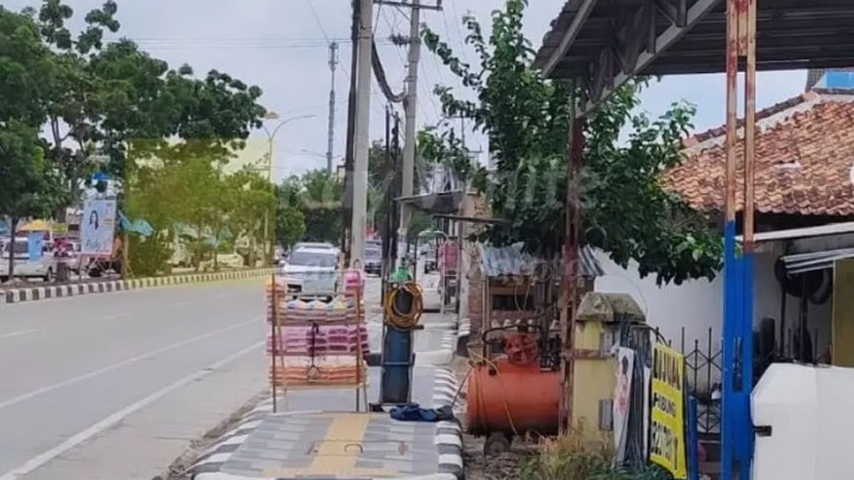 Rumah Hitung Tanah Area Cipete