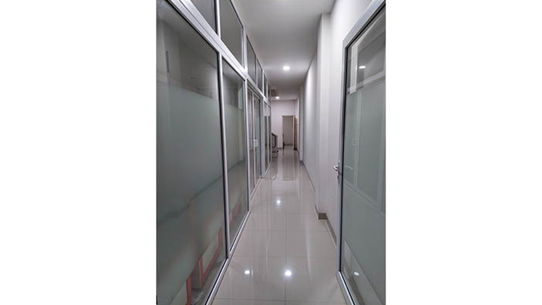 Ruko Bukit Gading Indah, Kelapa Gading, Luas 4,3x19m2