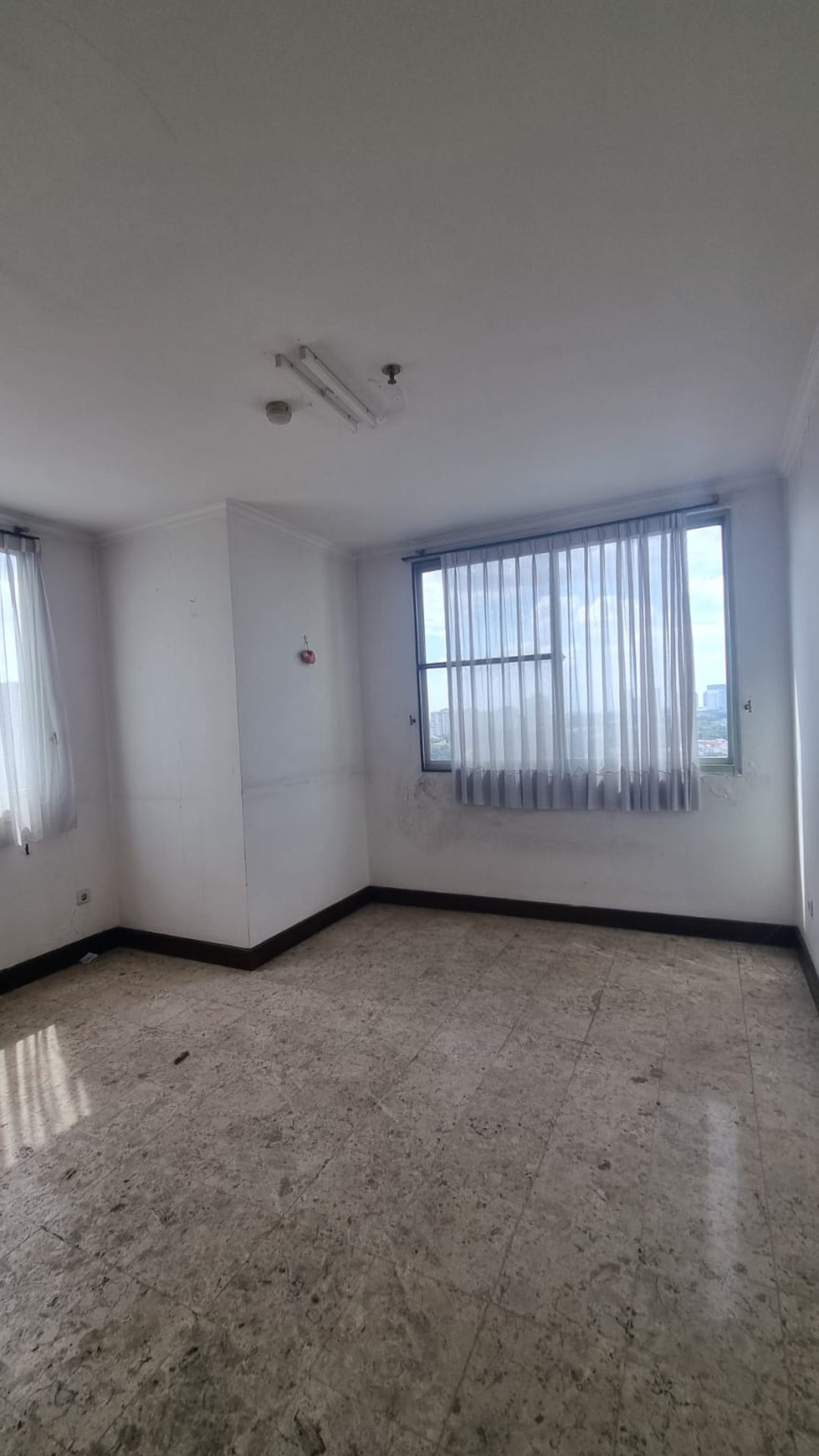 Dijual Cepat 3 Bedroom Apartemen Bumimas, Jaksel