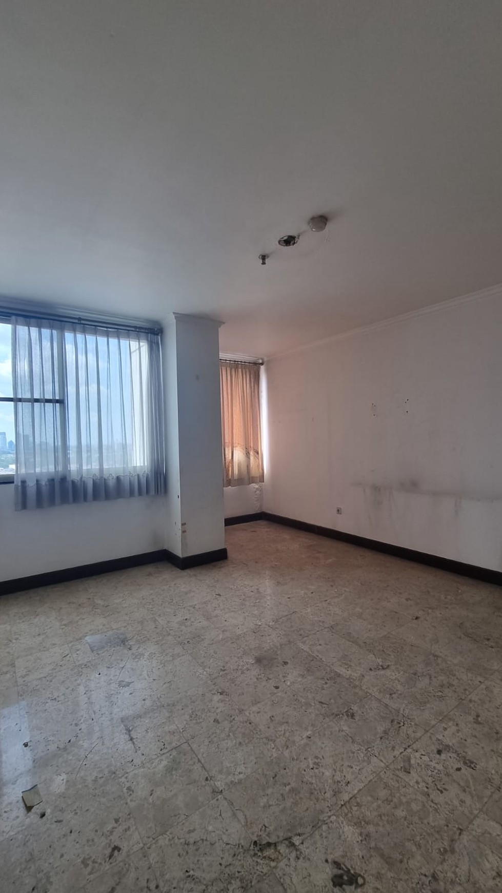 Dijual Cepat 3 Bedroom Apartemen Bumimas, Jaksel