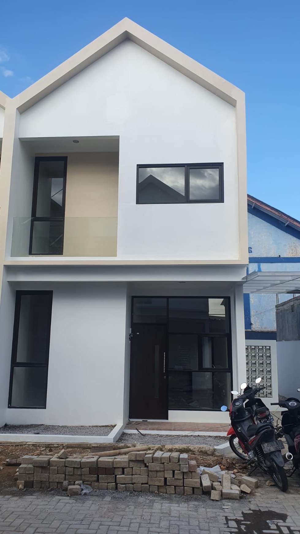 Rumah Minimalis di Mandalika Residence Bandung