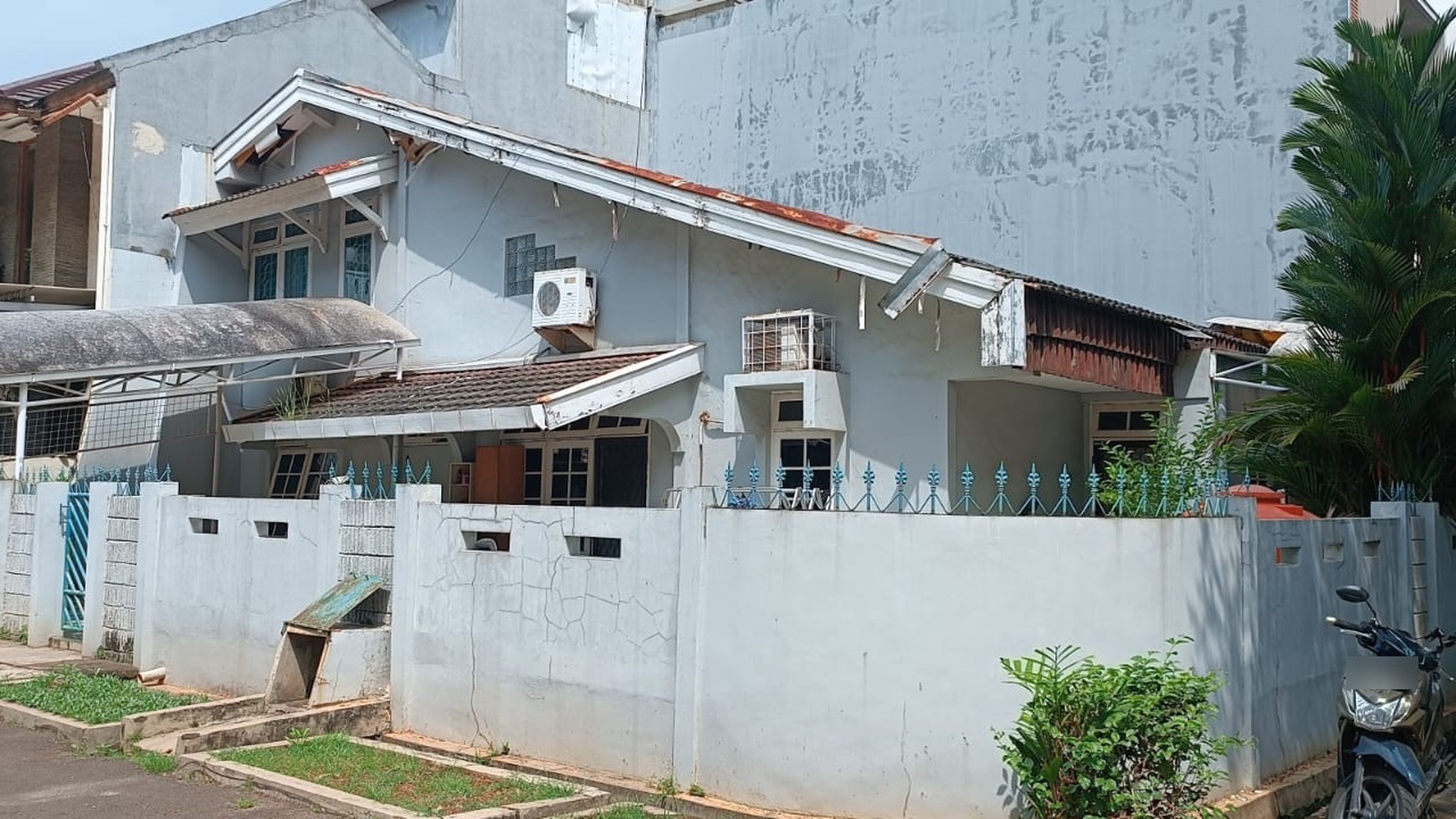 Rumah Hitung Tanah Area Cipete