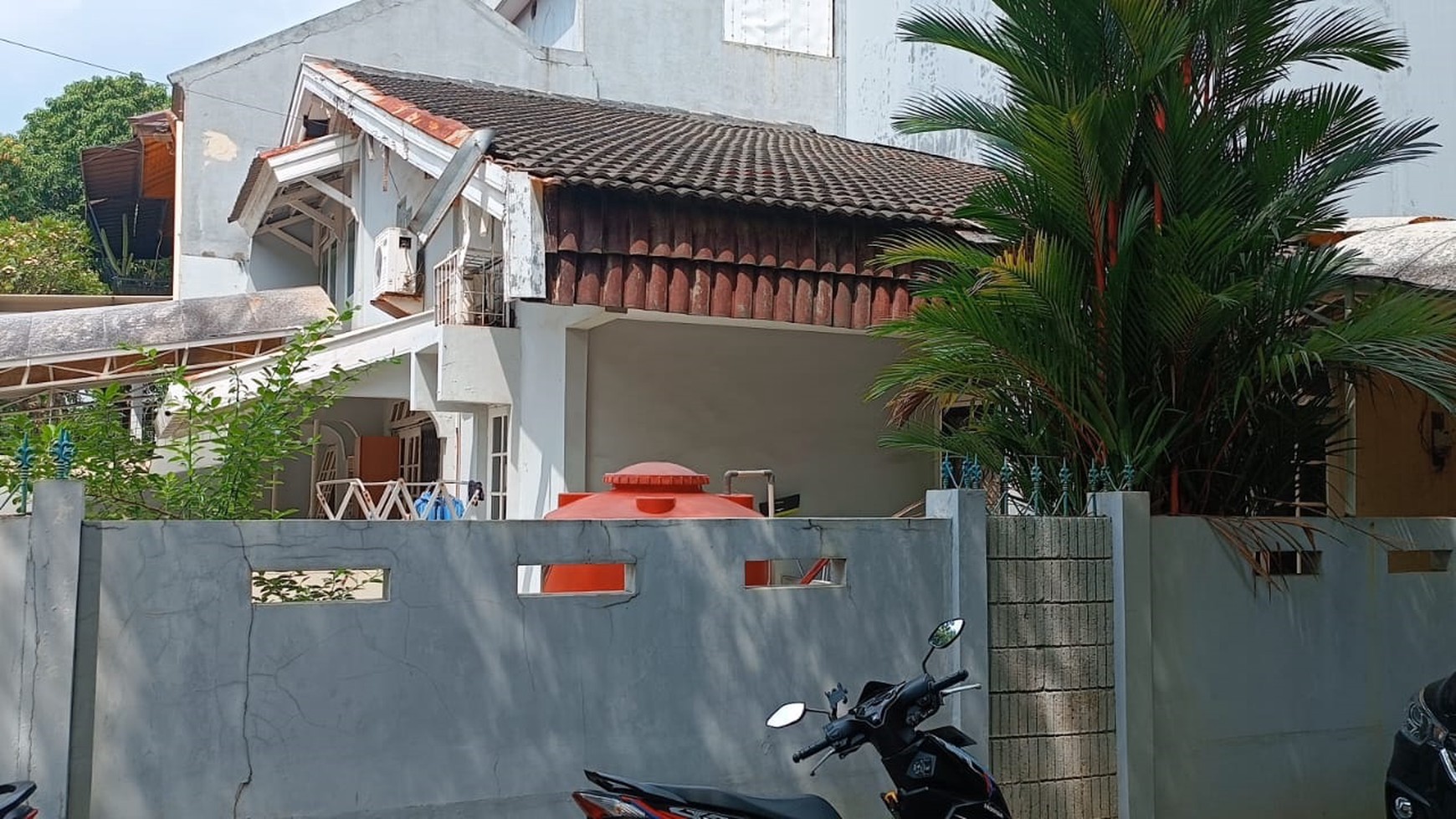 Rumah Hitung Tanah Area Cipete