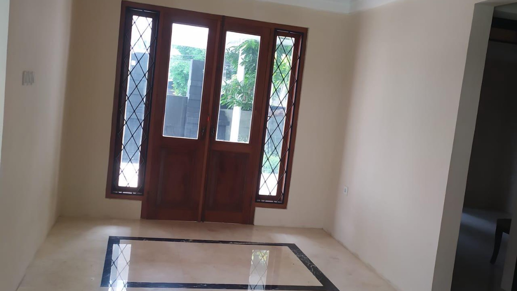 Rumah Hitung Tanah Area Cipete