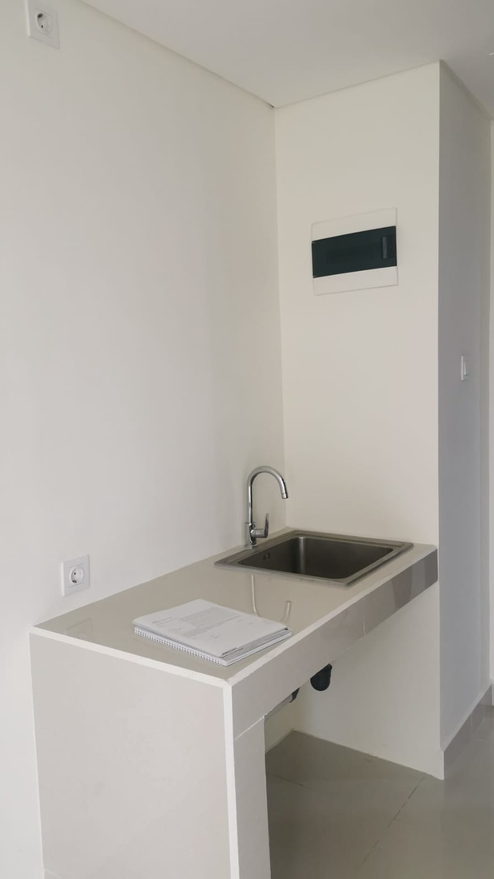 APARTMEN POLLUX CHADSTONE CIKARANG 