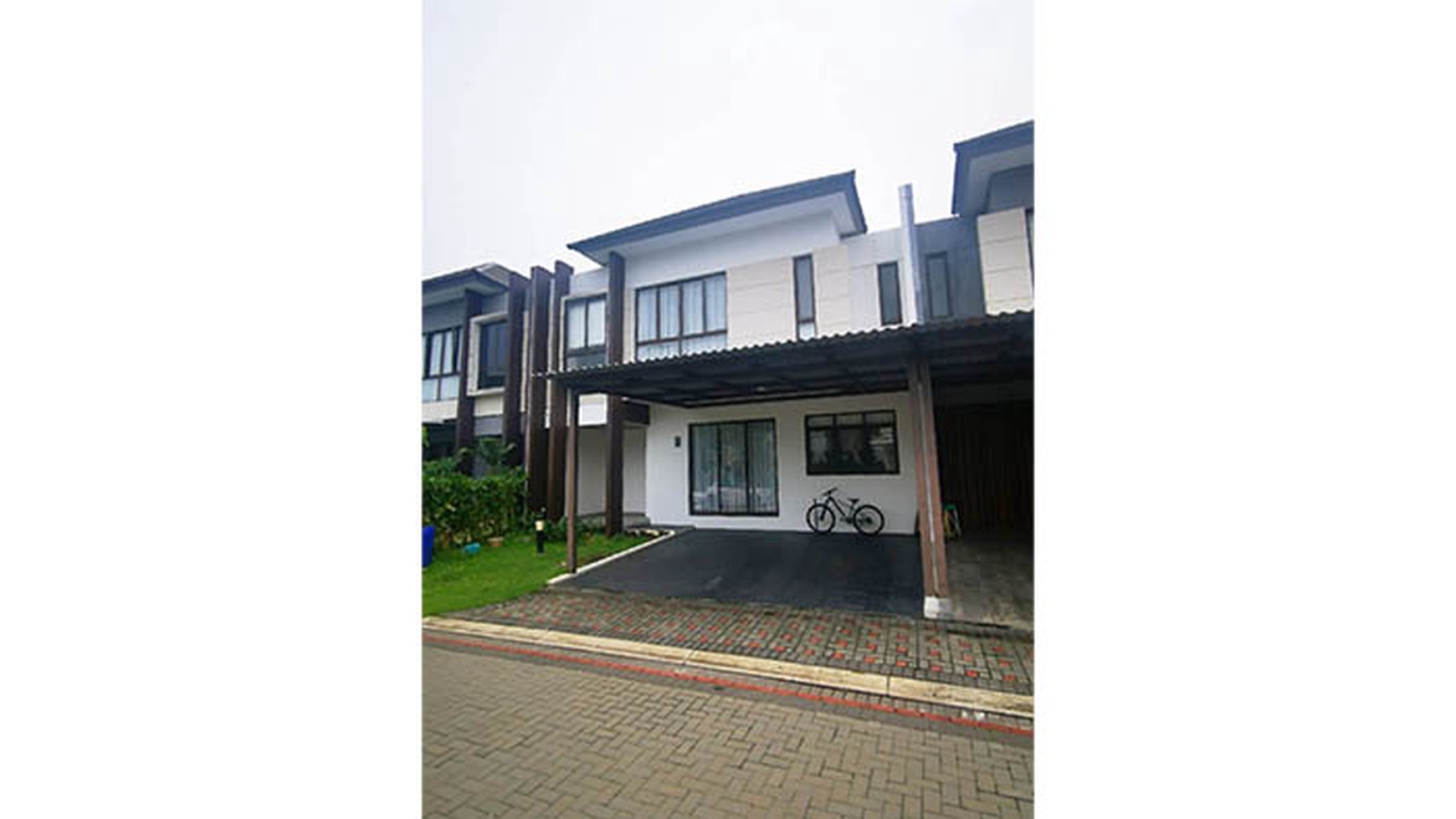 Rumah The Mozia Cluster Amata, Bsd Luas 10x16m2