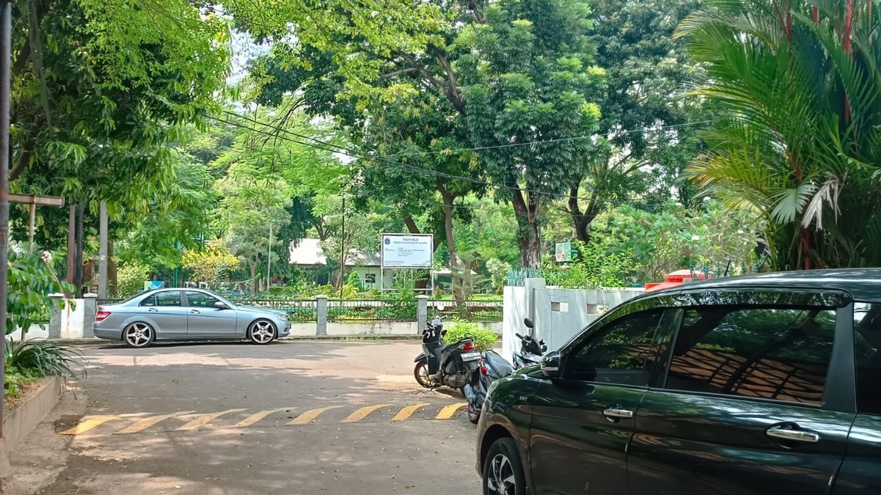 Dijual Tanah Ada Bangunan Kelapa Gading Nias Jakarta Hoek