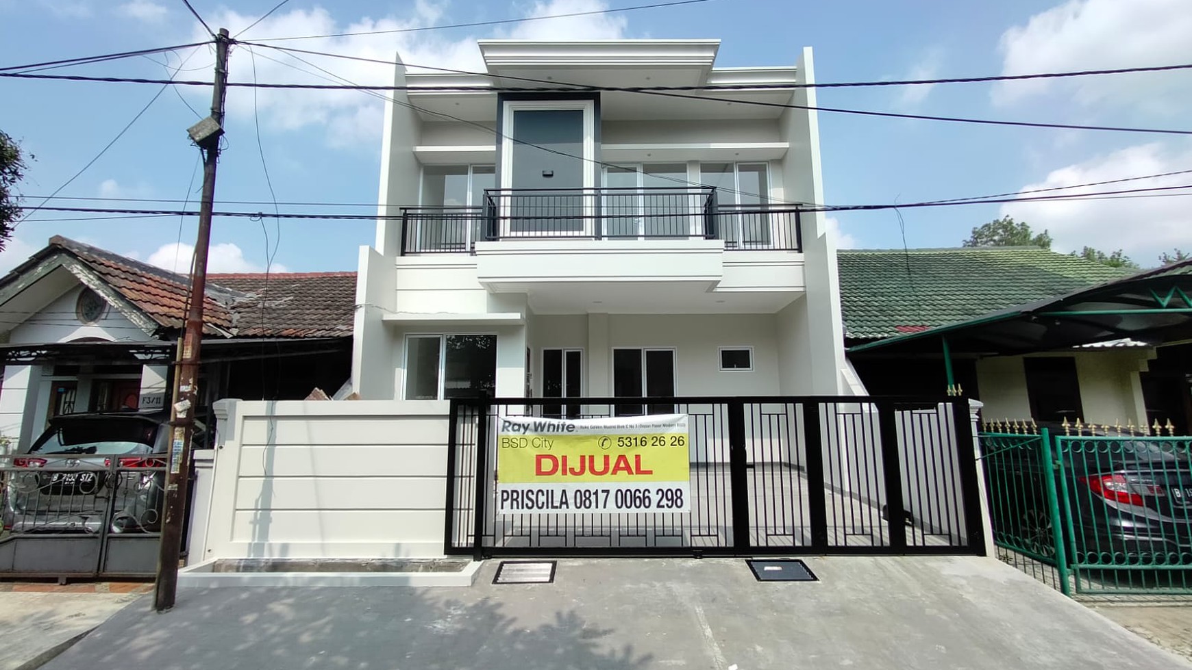 Rumah Griya Loka BSD gaya Classic Brand New, dekat Pasar Modern