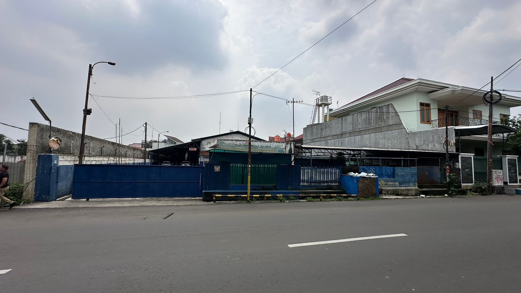 Dijual Gudang di Lokasi Strategis Luas 2000m2 Duren Sawit, Jakarta Timur