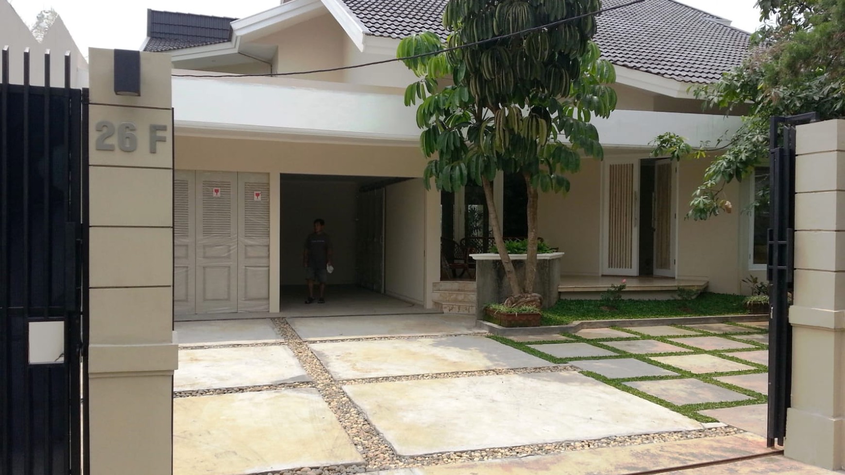 Rumah di Daerah Strategi Jl.Bangka VIII,Jakarta Selatan