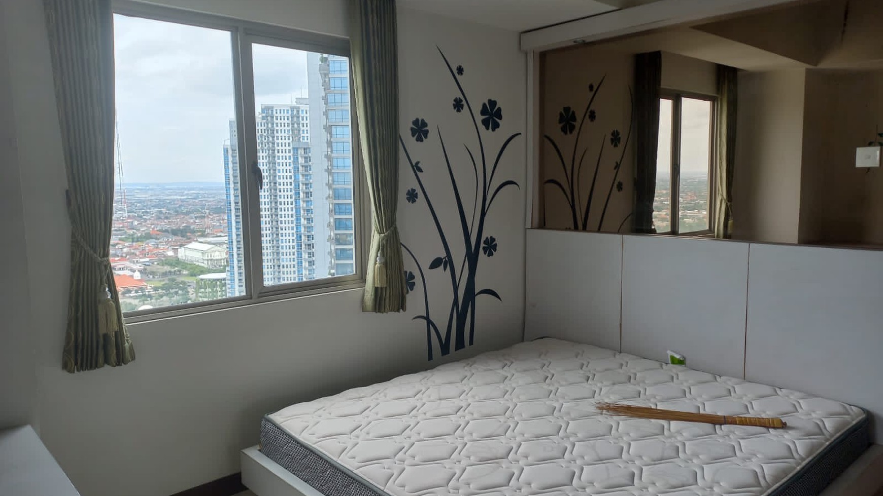 dijual murah penthouse waterplace residence surabaya barat dekat benson anderson lariz laviz