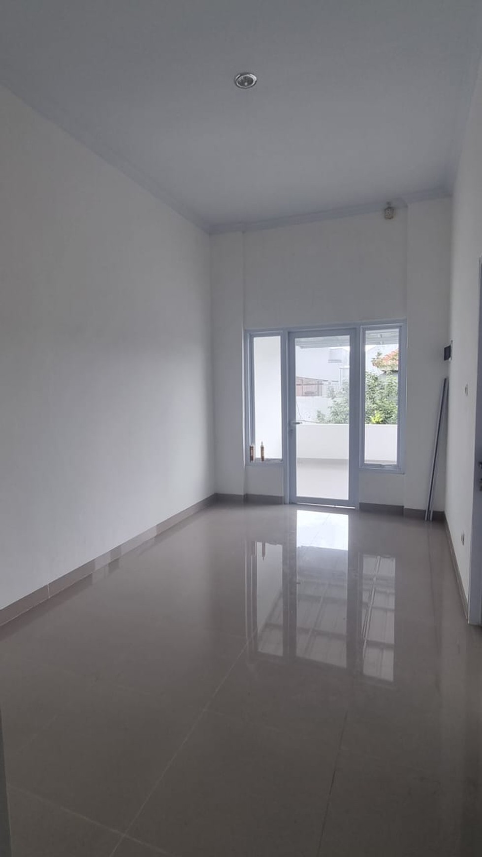 Dijual Cepat Rumah Siap Huni di Graha Raya Bintaro, Tangerang Selatan.