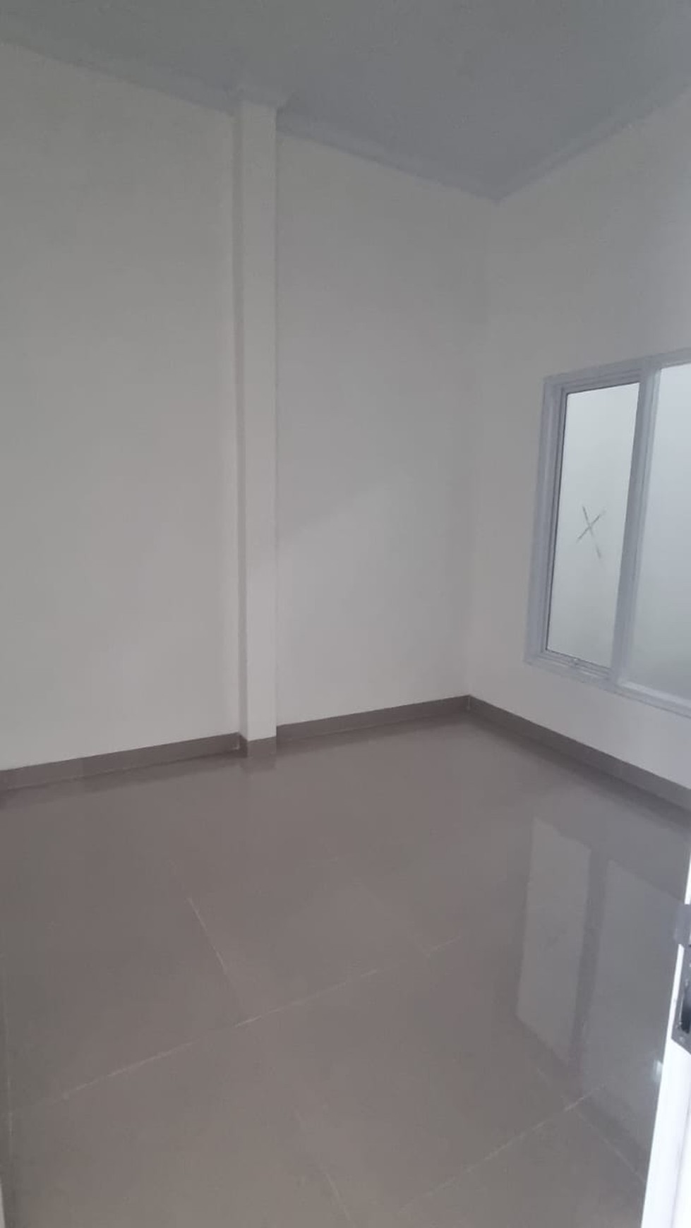 Dijual Cepat Rumah Siap Huni di Graha Raya Bintaro, Tangerang Selatan.