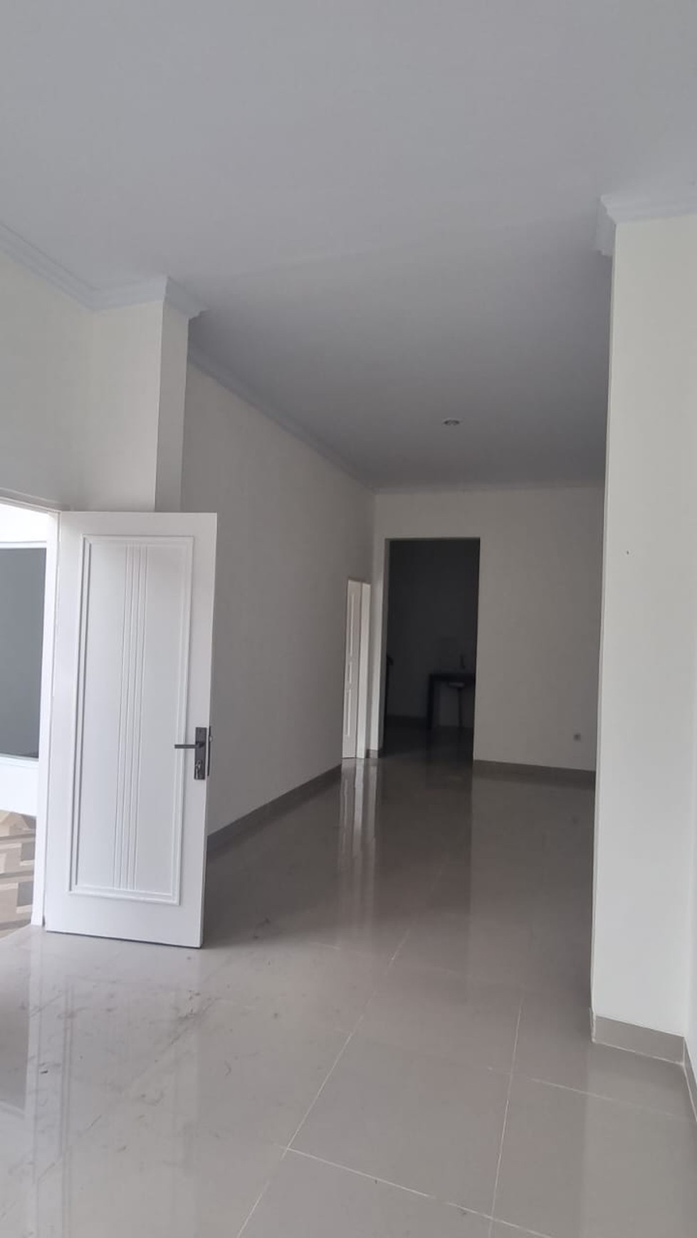 Dijual Cepat Rumah Siap Huni di Graha Raya Bintaro, Tangerang Selatan.