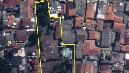 Rumah 1 lantai , Asri ada kolam renang di Jati waringin Bekasi