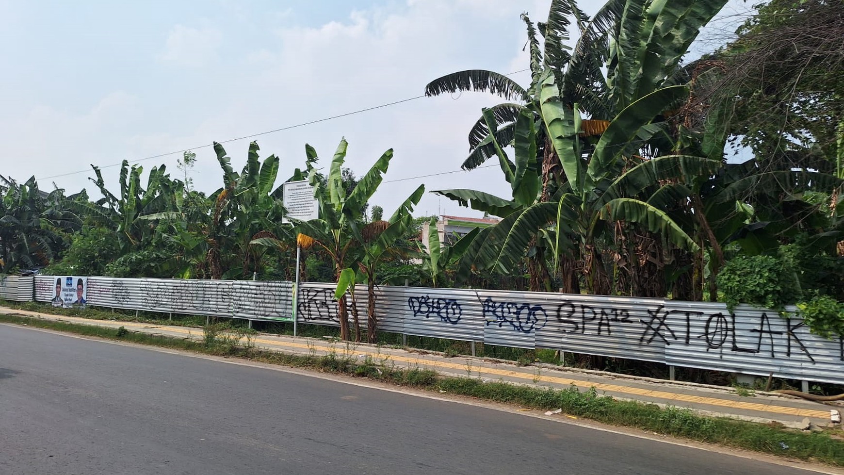 Kavling Tanah cocok bangun Ruko , Klinik dan Gudang di babelan Bekasi